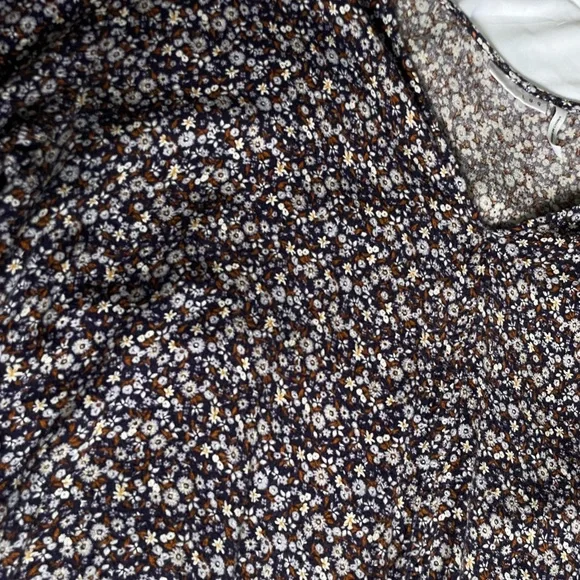 LUQ Top - Picture 2 of 5